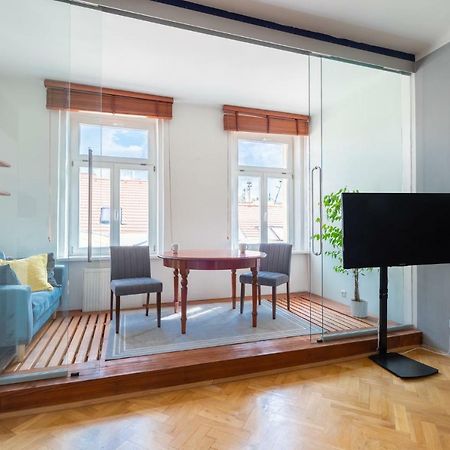 Modern Apartment Few Steps From Centre Прага Екстериор снимка